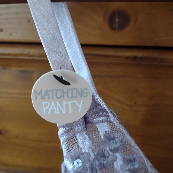 NWT fun and flirty 2 piece lilac lingerie set - Picture 9 of 9